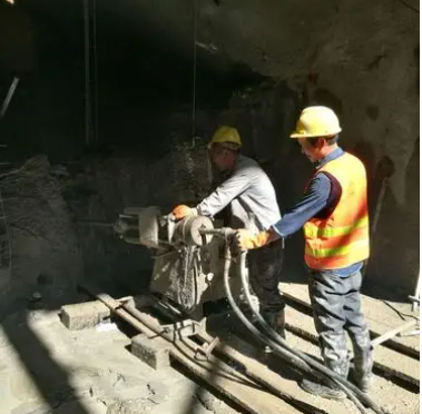 汕尾水下抗分散灌浆料特点 水下不分散注浆料介绍