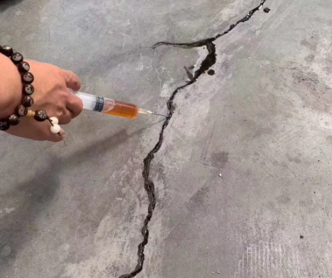 汕尾混凝土裂缝修补技术详解​